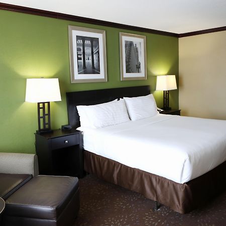 Holiday Inn Chicago/Oak Brook By Ihg Oakbrook Terrace Extérieur photo