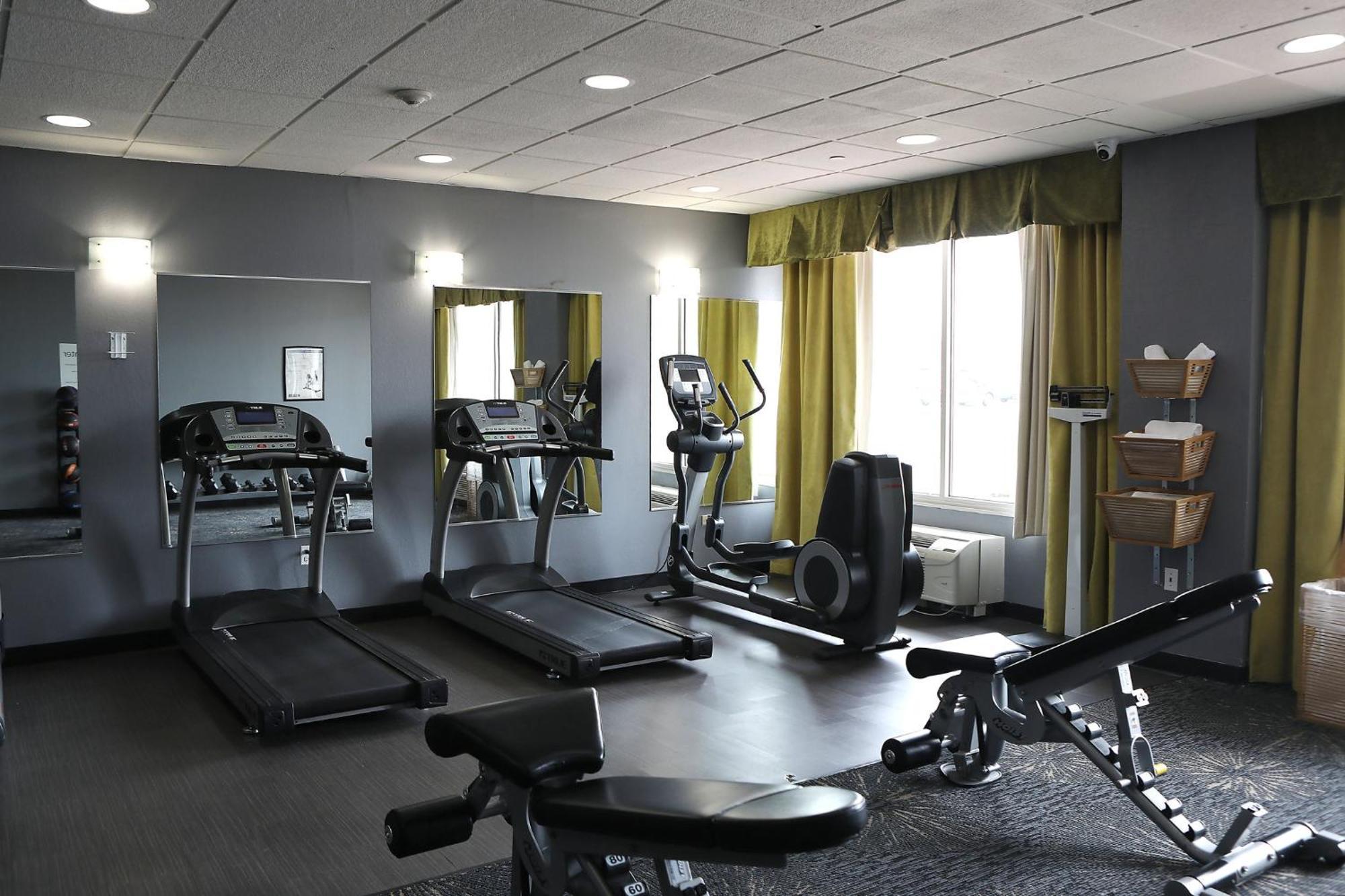 Holiday Inn Chicago/Oak Brook By Ihg Oakbrook Terrace Extérieur photo